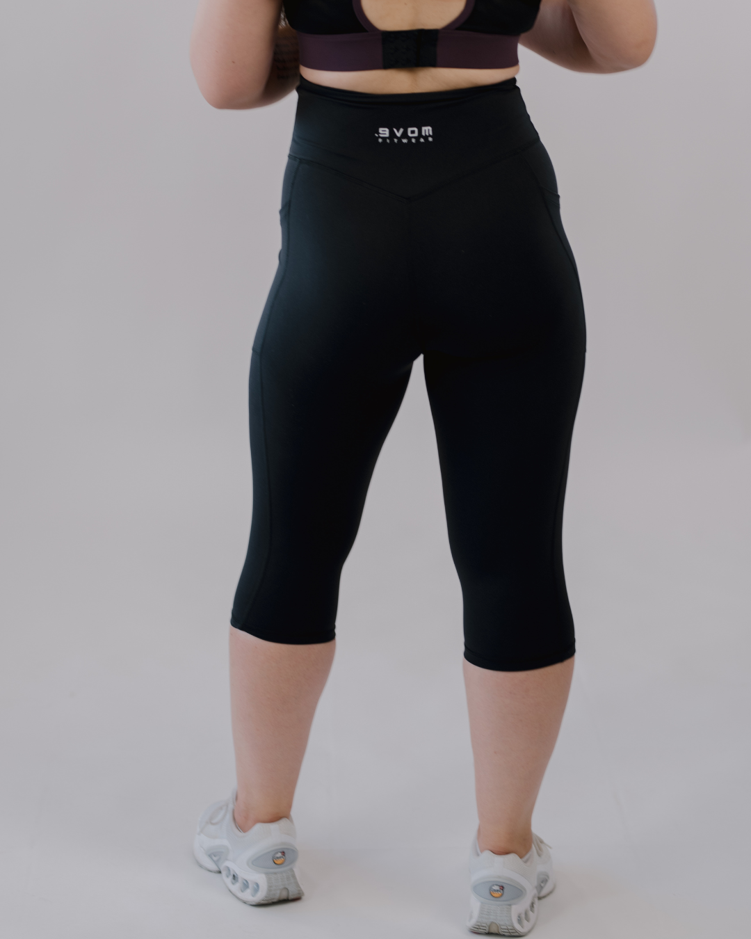 Contour Luxe 3/4 Tights | By Evom