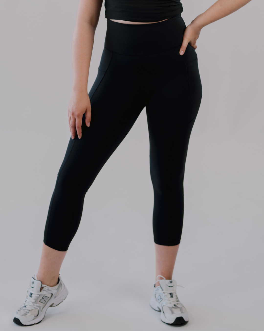 Contour Luxe 7/8 Tights | By Evom