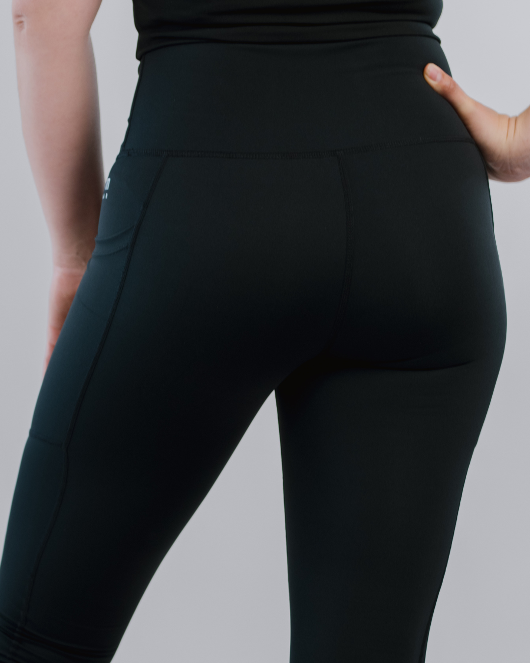 Era One High Rise Compression 3/4 length | By Evom