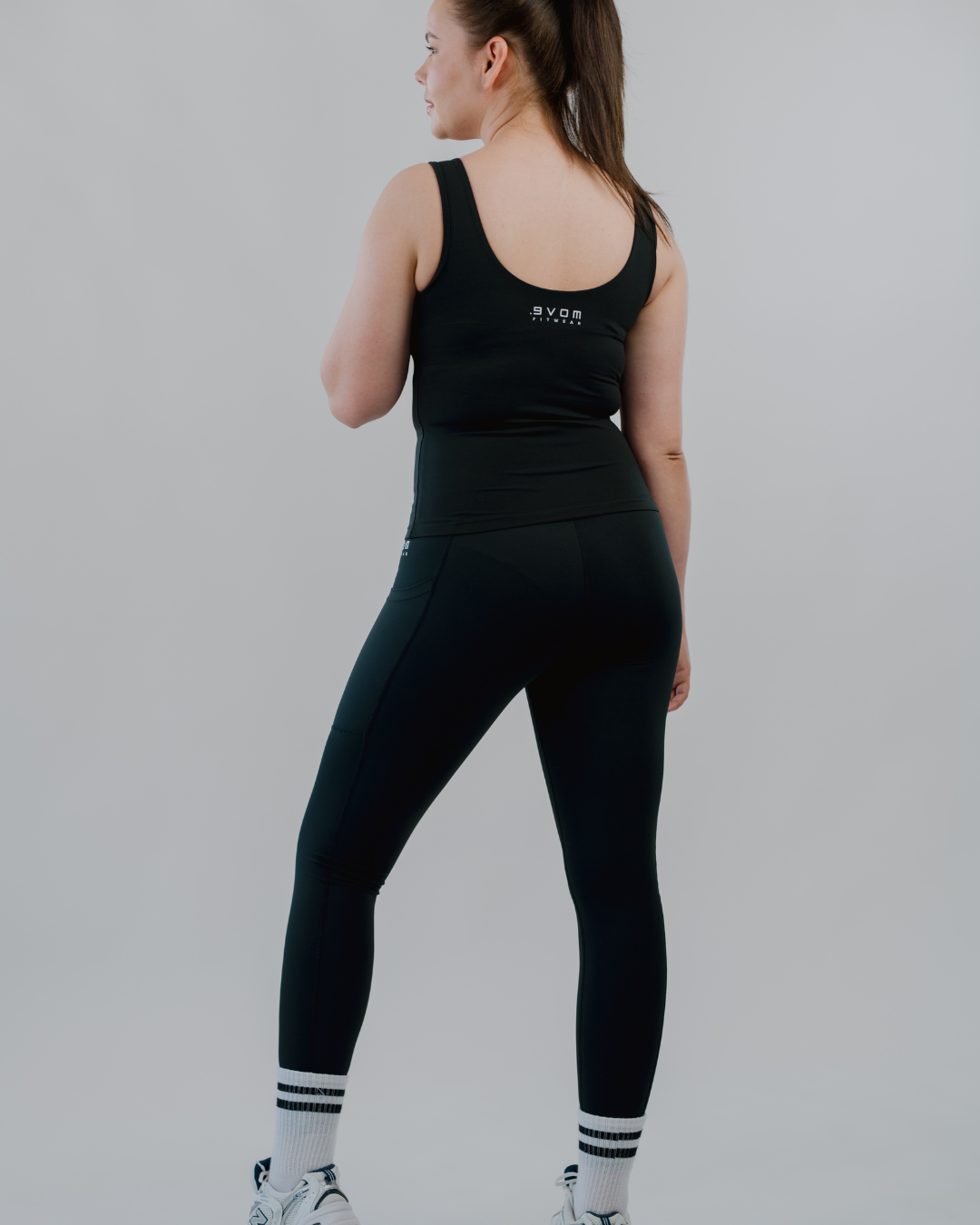 The Singlet Bra - Black