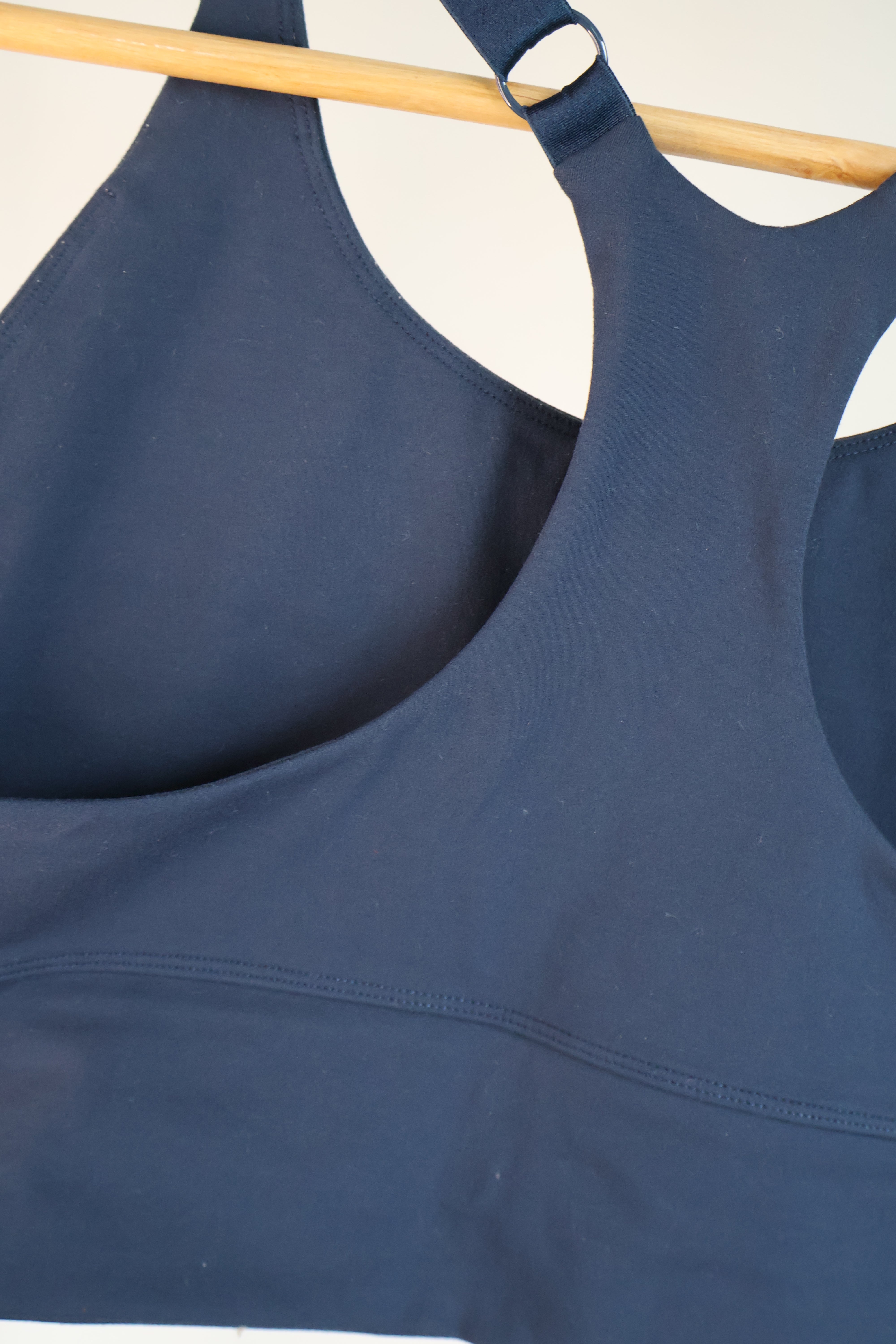 SECONDS - Sports Bra Navy